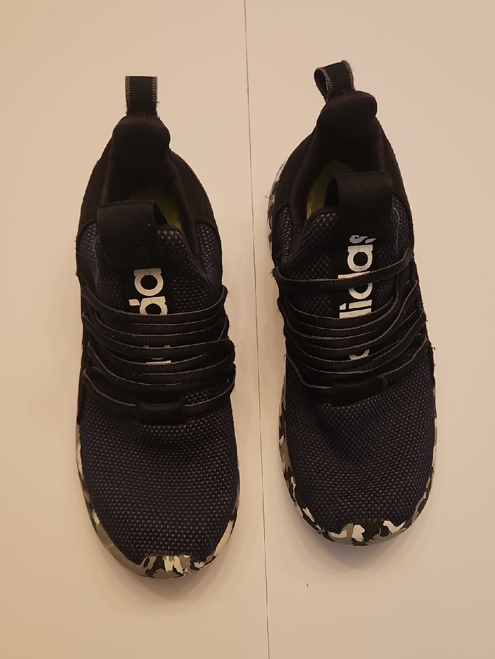Adidas Black White Gray Slip-On Athletic Sneakers Mens 6 GUC